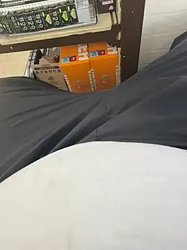 Snapshot of buri232 chatting on 03-10-25, 10:48 buri232 online show from 03-10-25, 10:48