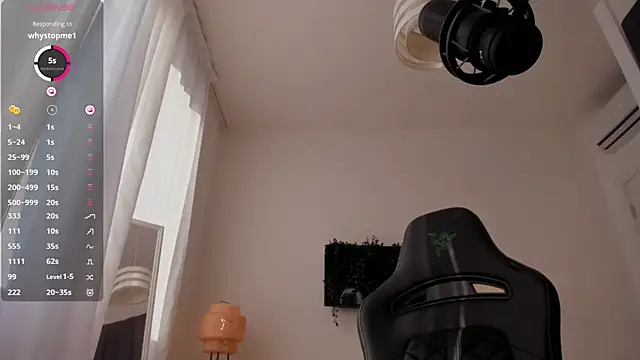 Lucy Ember online show from 09-21-25, 05:42