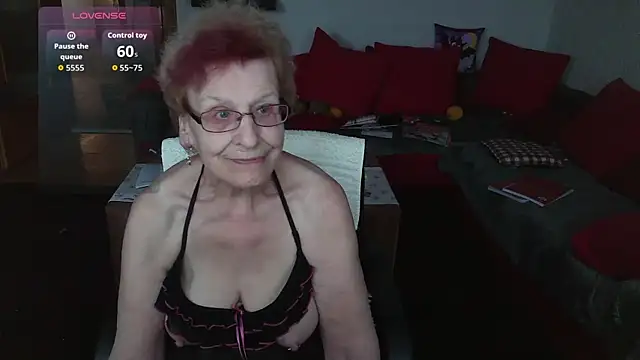 HeisseomaOriginal online show from 01-06-26, 08:18