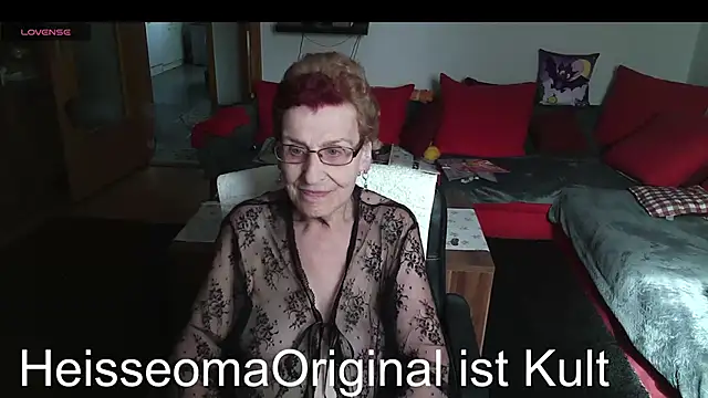 HeisseomaOriginal online show from 06-10-26, 07:07