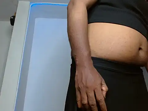 Snapshot of Akhilamolu_the_transsissy chatting on 11-08-25, 07:12 Akhilamolu the transsissy online show from 11-08-25, 07:12