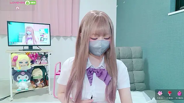 -M Hinano  online show from 06-12-26, 01:21