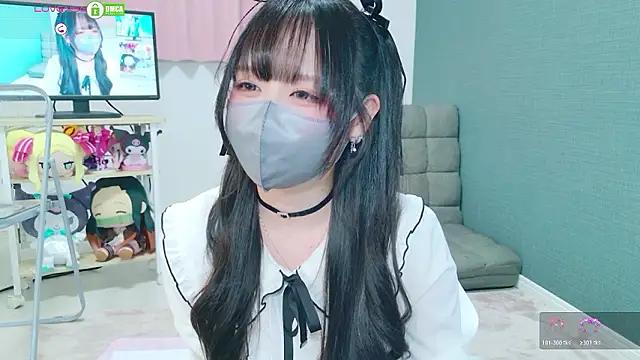 -M Hinano  online show from 06-15-26, 01:02