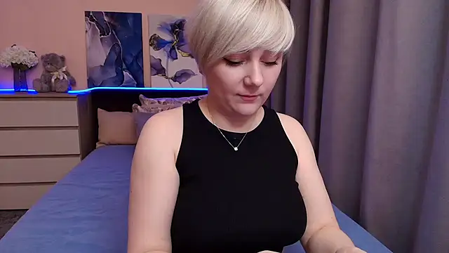 BlondPearl online show from 07-06-26, 07:49