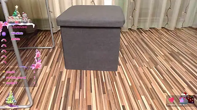 lovingfeetheels online show from 12-17-24, 08:56