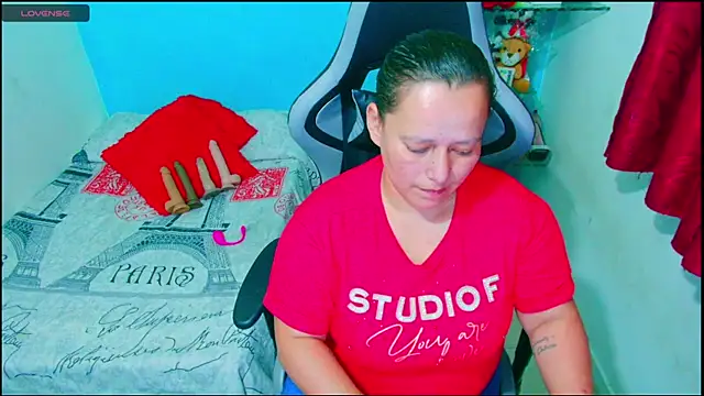 Diana Lozano online show from 09-28-25, 07:14