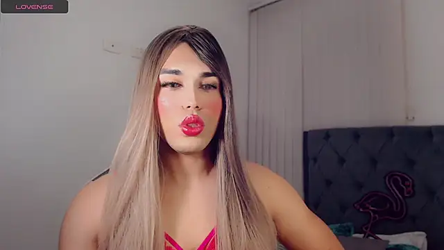 Snapshot of BIGCOCKMIA chatting on 01-29-25, 12:45 BIGCOCKMIA online show from 01-29-25, 12:45