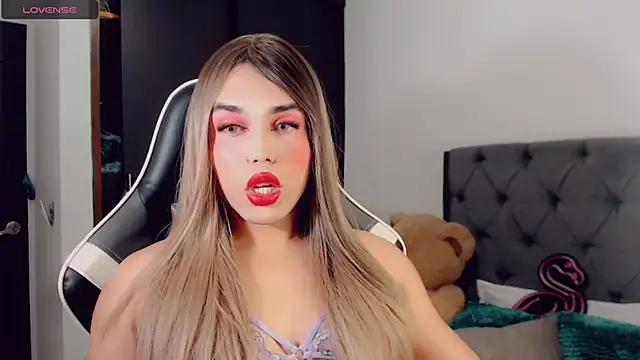 Snapshot of BIGCOCKMIA chatting on 03-10-25, 07:40 BIGCOCKMIA online show from 03-10-25, 07:40