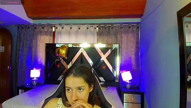 Linda4Petite online show from 07-06-26, 06:32
