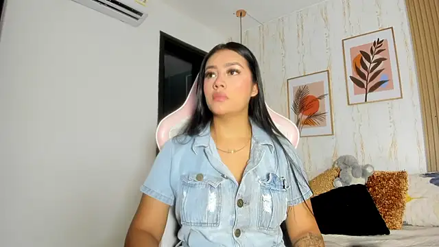 CameronCollins  online show from 01-24-25, 07:28