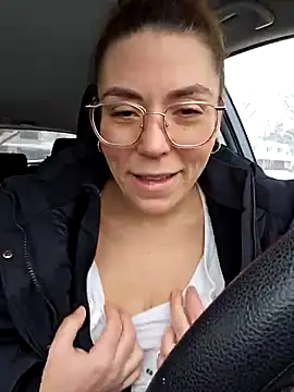 Ellie-L-Elizabeth online show from 01-16-25, 02:19