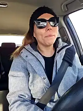 Ellie-L-Elizabeth online show from 02-04-25, 08:17