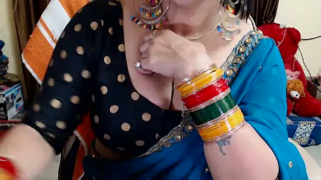 Snapshot of Naughty_Kashish chatting on 12-07-24, 10:12 Naughty Kashish online show from 12-07-24, 10:12