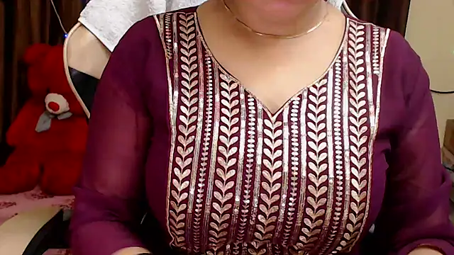 Snapshot of Naughty_Kashish chatting on 09-29-25, 06:18 Naughty Kashish online show from 09-29-25, 06:18