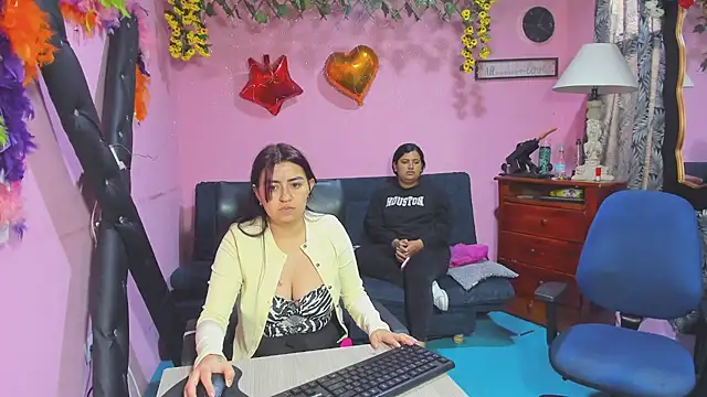 lesbiancuple online show from 02-26-26, 11:53