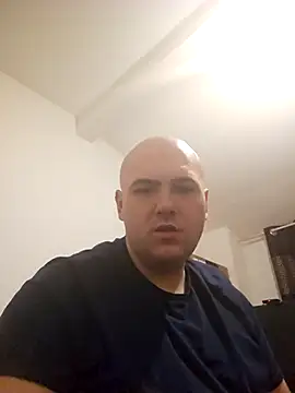 Snapshot of mario890605 chatting on 03-16-25, 11:04 mario890605 online show from 03-16-25, 11:04