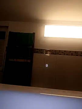 Curvy Milf Stella online show from 02-04-26, 06:08