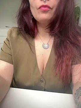 LunaMoongirl online show from 12-05-24, 09:50