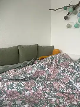 LunaMoongirl online show from 01-16-25, 02:30