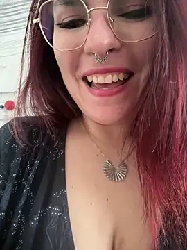 LunaMoongirl online show from 03-03-25, 04:14