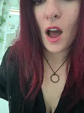 LunaMoongirl online show from 09-14-25, 05:23