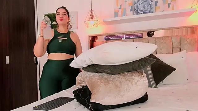 Dulce Morrys online show from 02-13-26, 04:36