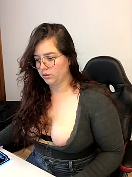 kayortiiz online show from 12-15-25, 12:59