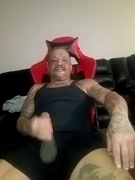 yellowwetfox online show from 02-05-26, 02:33