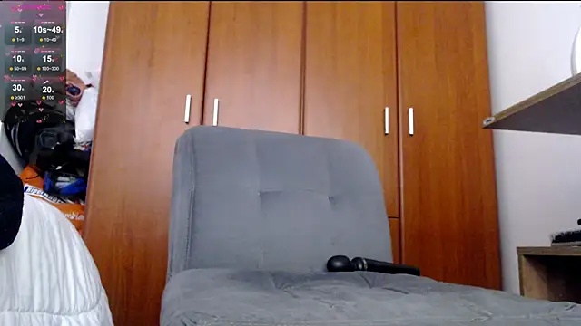 Juls winter  online show from 02-05-25, 07:10