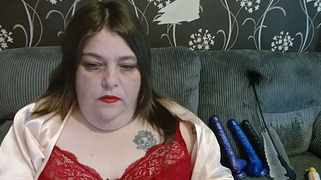 Snapshot of HouseWifeWhore_Milf chatting on 10-13-25, 03:34 HouseWifeWhore Milf online show from 10-13-25, 03:34