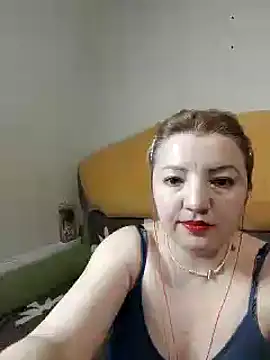 stefanyharper16 online show from 01-28-25, 12:36