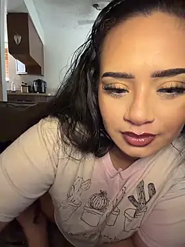 CarmelaAnthony online show from 10-26-25, 04:02