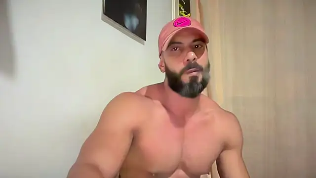 Snapshot of romeolovedark chatting on 05-04-26, 05:58 romeolovedark online show from 05-04-26, 05:58
