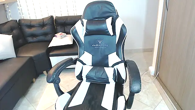 ximena22love online show from 01-29-25, 01:48