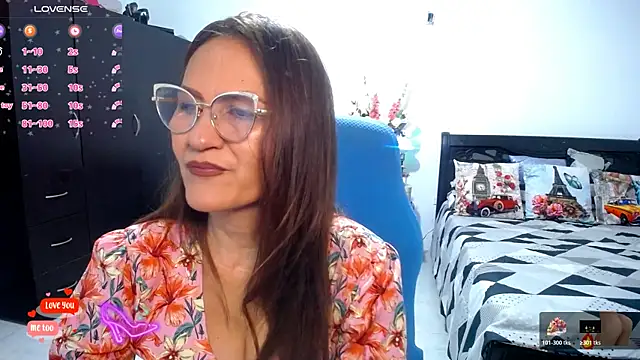 Xiimen online show from 03-05-26, 12:17