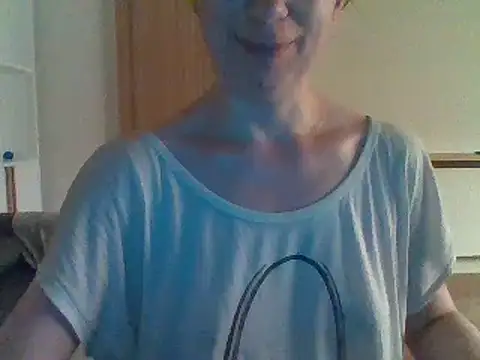 Snapshot of Moi_Lina chatting on 07-30-26, 09:25 Moi Lina online show from 07-30-26, 09:25