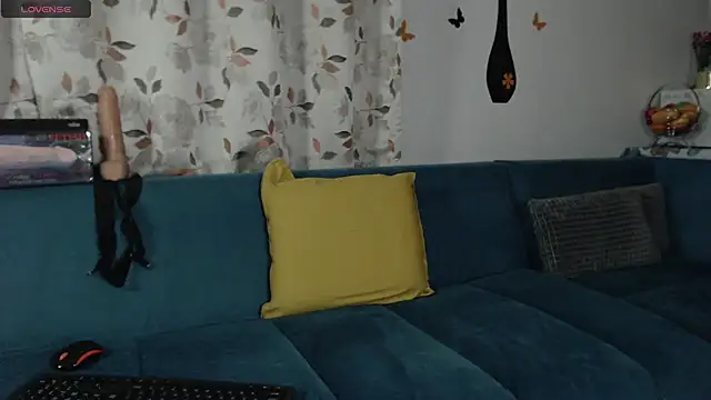 Snapshot of Goddess_Tina chatting on 09-25-25, 03:49 Goddess Tina online show from 09-25-25, 03:49