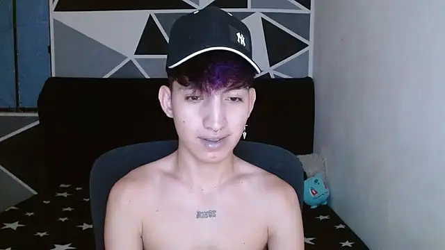 littlextreme online show from 12-26-24, 01:51