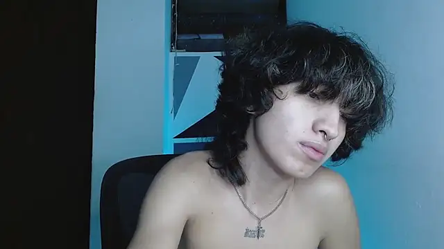 littlextreme online show from 06-12-26, 02:21
