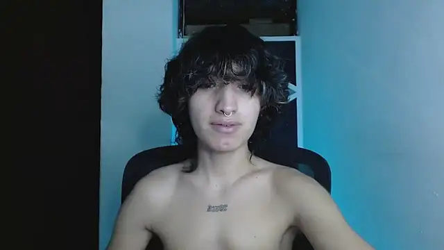 littlextreme online show from 06-17-26, 01:52