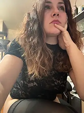 DaisyVibesss online show from 02-25-26, 08:24