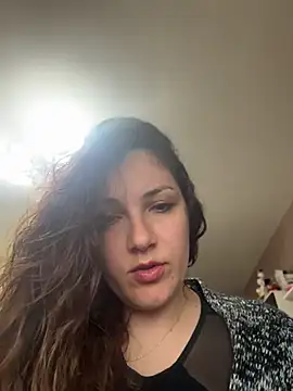 DaisyVibesss online show from 04-15-26, 09:16