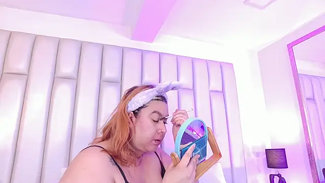 aandreaperez online show from 02-24-26, 11:41