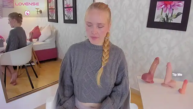 EmilySumer online show from 02-23-25, 10:17