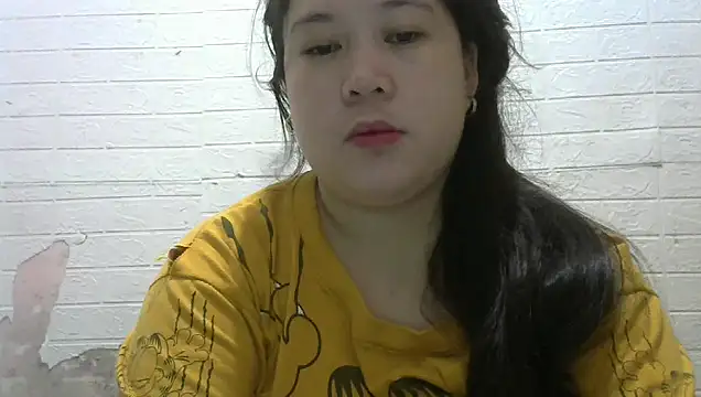 Snapshot of hotsexylyn chatting on 09-12-25, 05:29 hotsexylyn online show from 09-12-25, 05:29