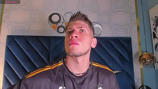 SebastianMaximoff online show from 01-21-25, 11:56