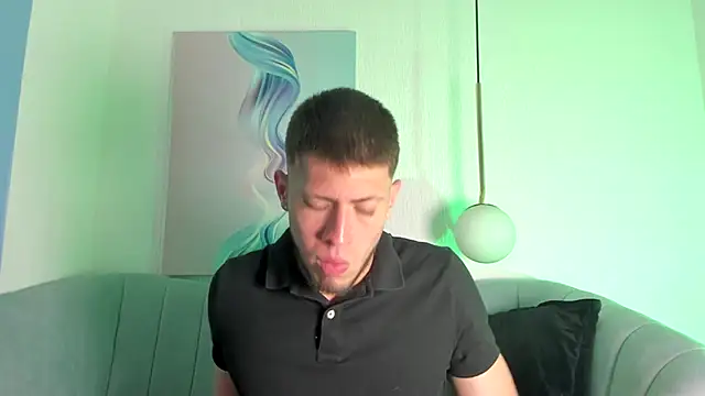 SebastianMaximoff online show from 09-30-25, 08:03