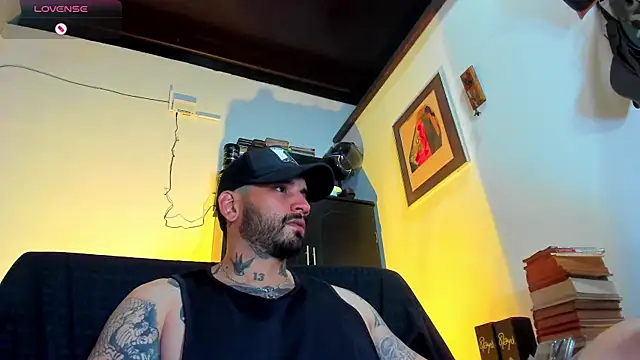 CamiloGray  online show from 02-11-25, 01:20