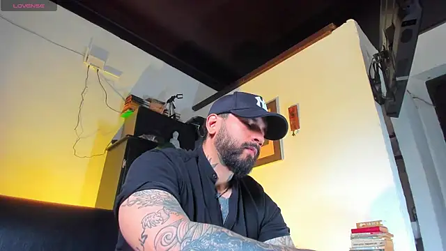 CamiloGray  online show from 09-17-25, 01:13