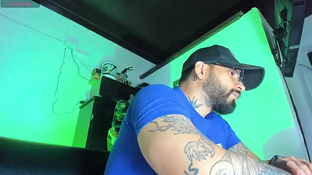 CamiloGray  online show from 09-28-25, 01:05